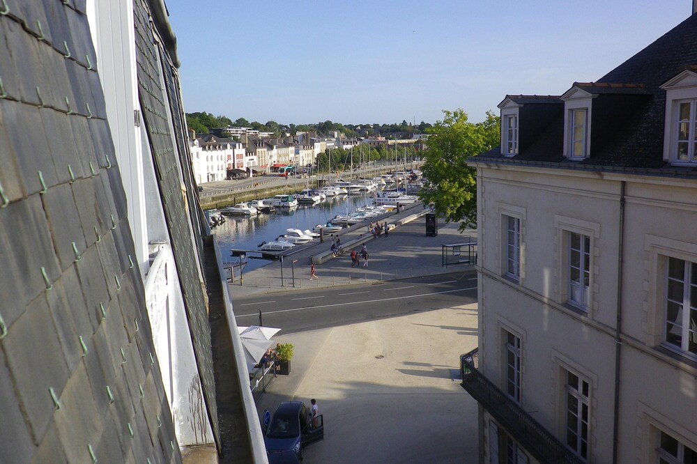 Studio on the port of Vannes for 2 people - independent arrival