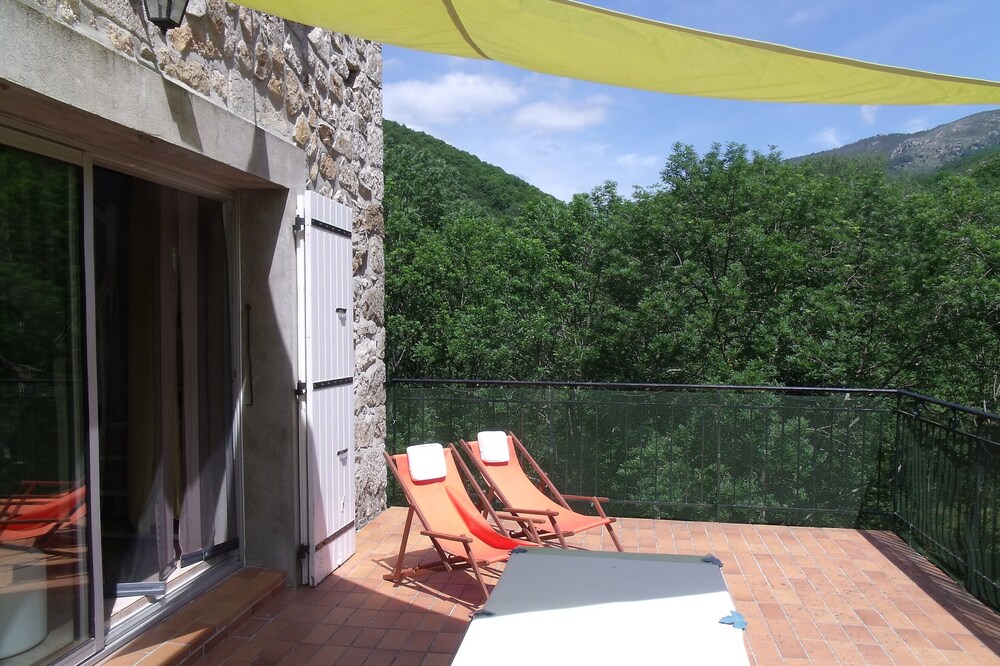 Renovated stone house renovated large terrace overlooking private river access