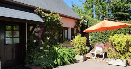 Gite 4 pers with swimming pool near Cabourg ( Calvados)- quiet and nature. dog ok