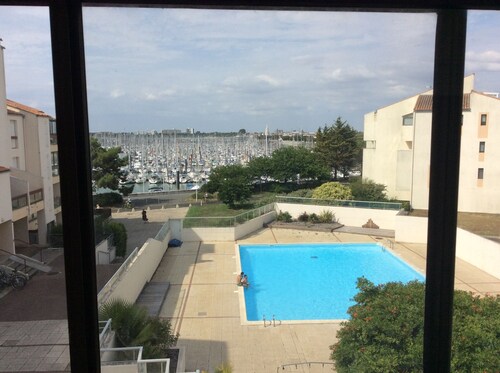 T1Bis vue sur la Marina et Piscine