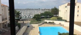 T1Bis view of the Marina and Swimming Pool