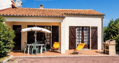 House 2⭐️ with terrace and garden-Parking & pets-Bike paths and beaches