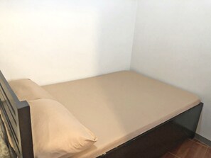 Apartment, 2 Bedrooms | 2 bedrooms, free WiFi, bed sheets