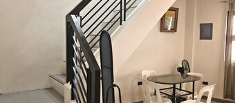 Wyne’s Hometel Villa