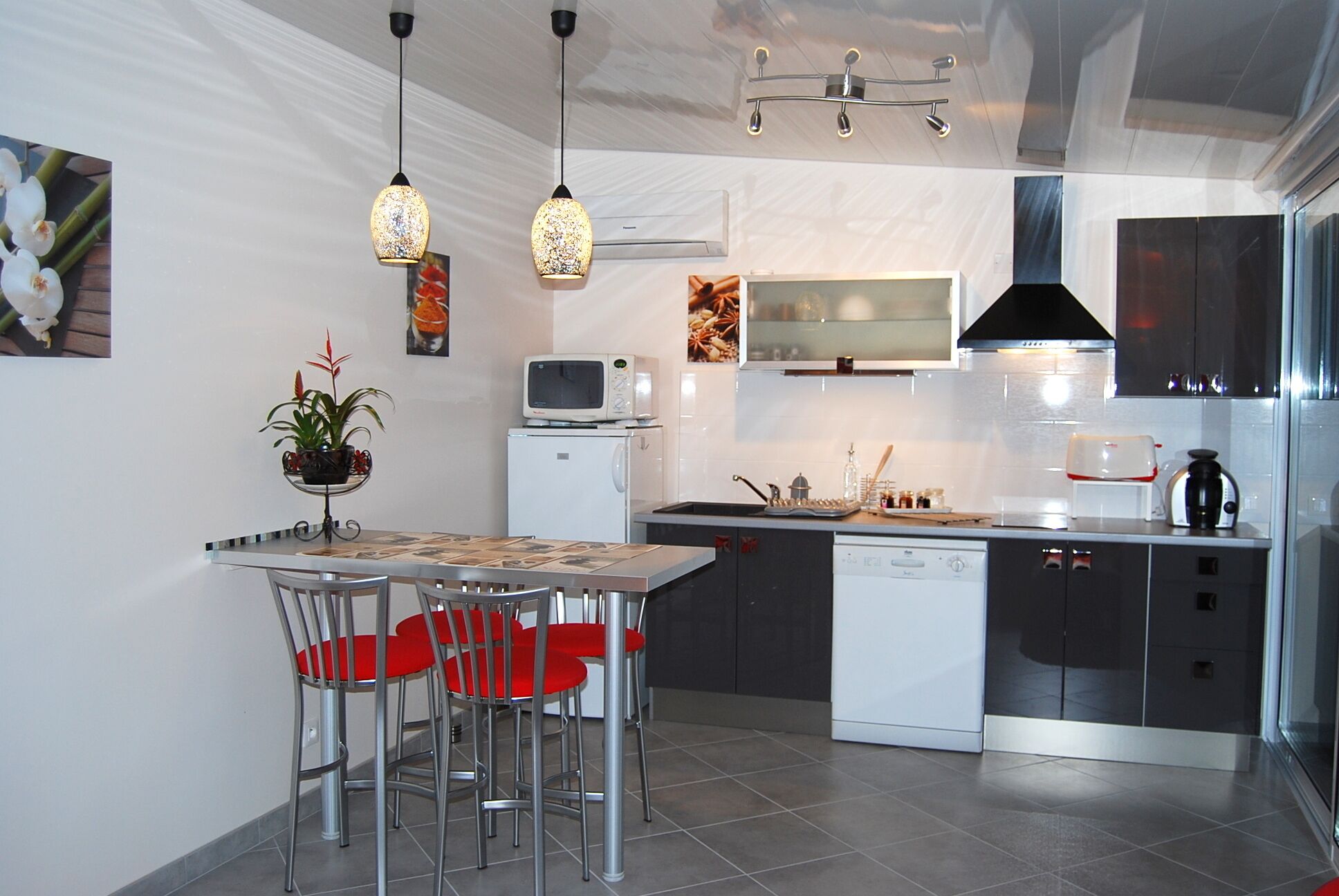 SOLE! Villa WC. Standing. Private pool. Beach. Quiet. 4 p. Grau D'Agde