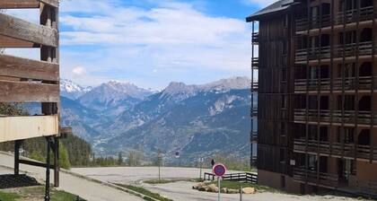 COQUET STUDIO FÜSSE DER SPUREN GUT AUSGESTATTET AUSSERGEWÖHNLICH !!! !