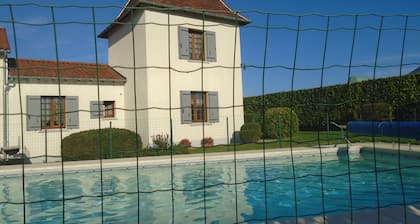 maison mitoyenne à celle du propriétaire classée 2* 4 pers agréable , tranquille