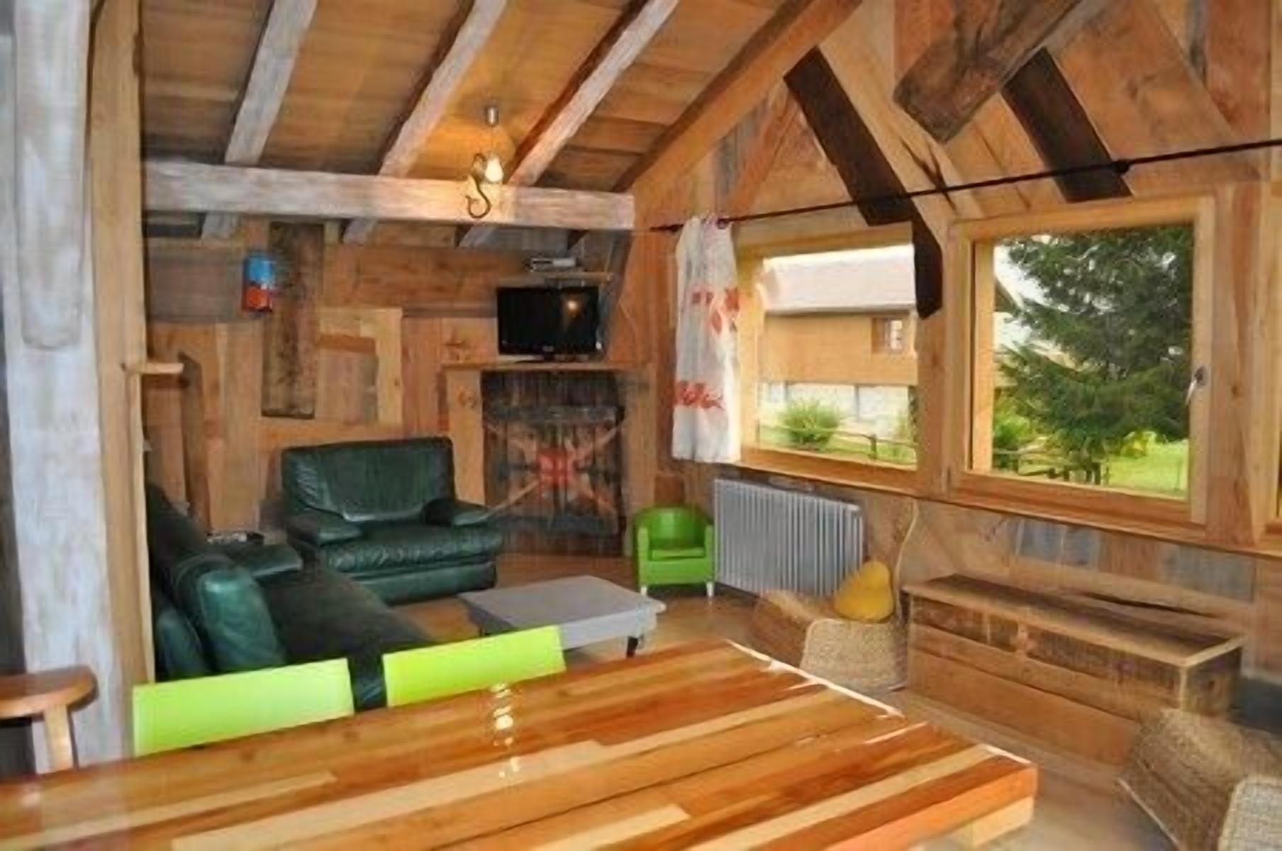 Independent chalet 4 bedrooms, 7 people, 10 down payments