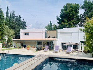 Outdoor pool, a heated pool