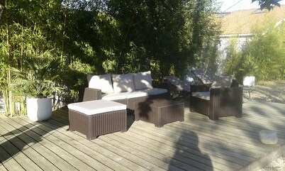 QUIET AND BRIGHT HOUSE WITH AIR CONDITIONING