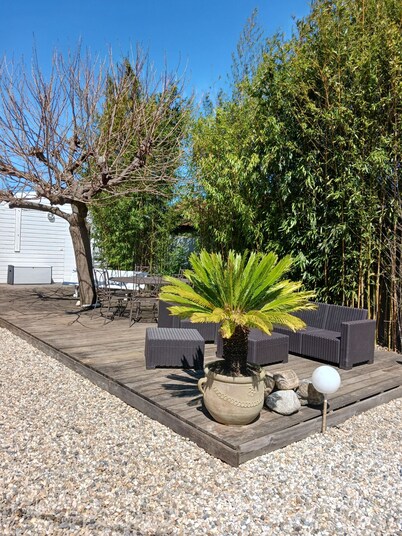 QUIET AND BRIGHT HOUSE WITH AIR CONDITIONING