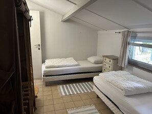 3 dormitorios, tabla de planchar con plancha, wifi gratis