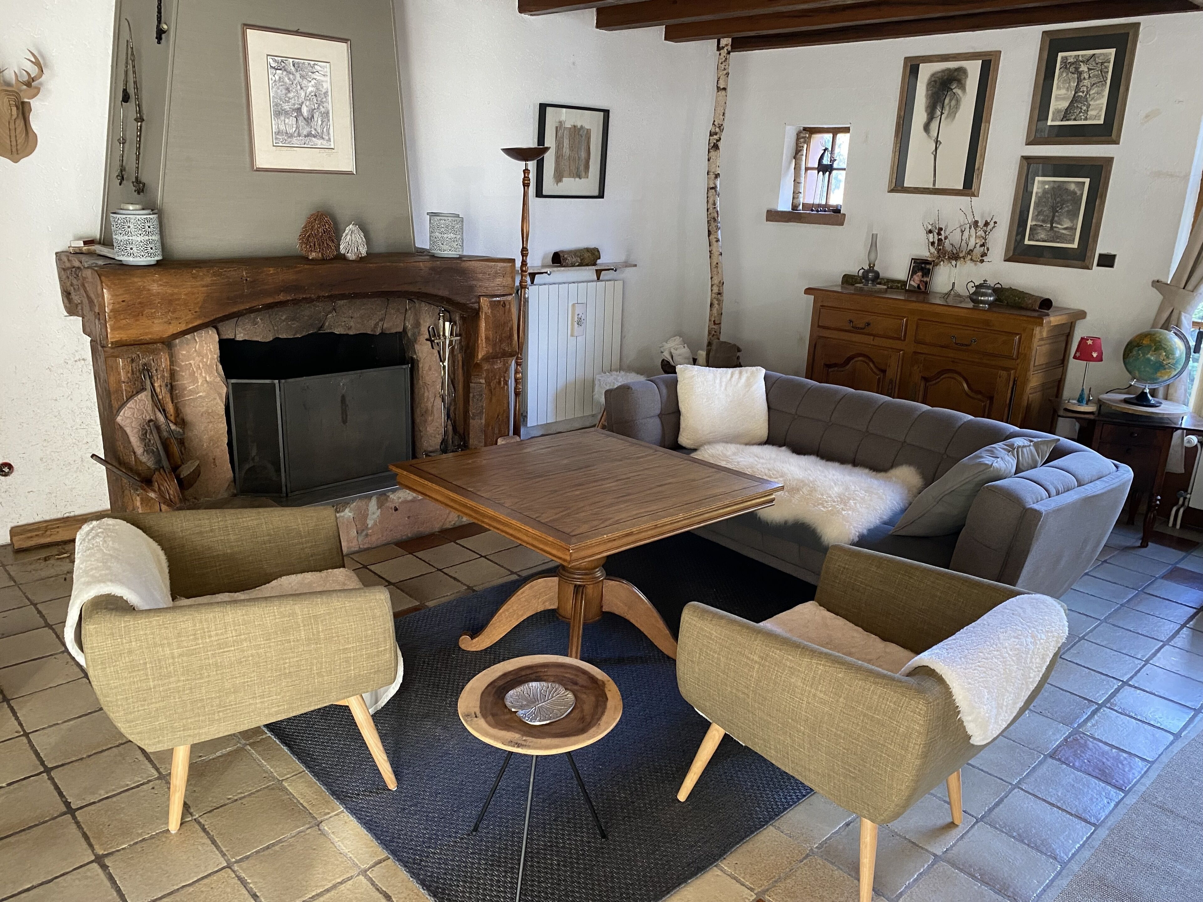 Fernseher, Kamin, DVD-Player, Tischtennisplatte