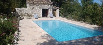 Nydelig autentisk steinhus i partiet redusert pris !!