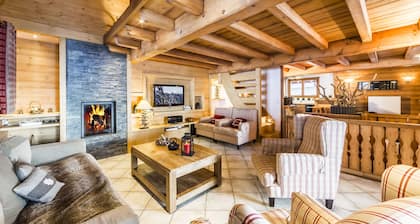 A louer, chalet de standing à Val D'Isère au Hameau du Laisinant