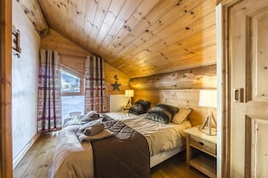 5 間睡房、熨斗/熨衫板、免費 Wi-Fi、床單