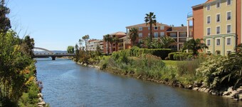 Hyggelig T3-leilighet i en rolig luksuriøs bolig med svømmebasseng