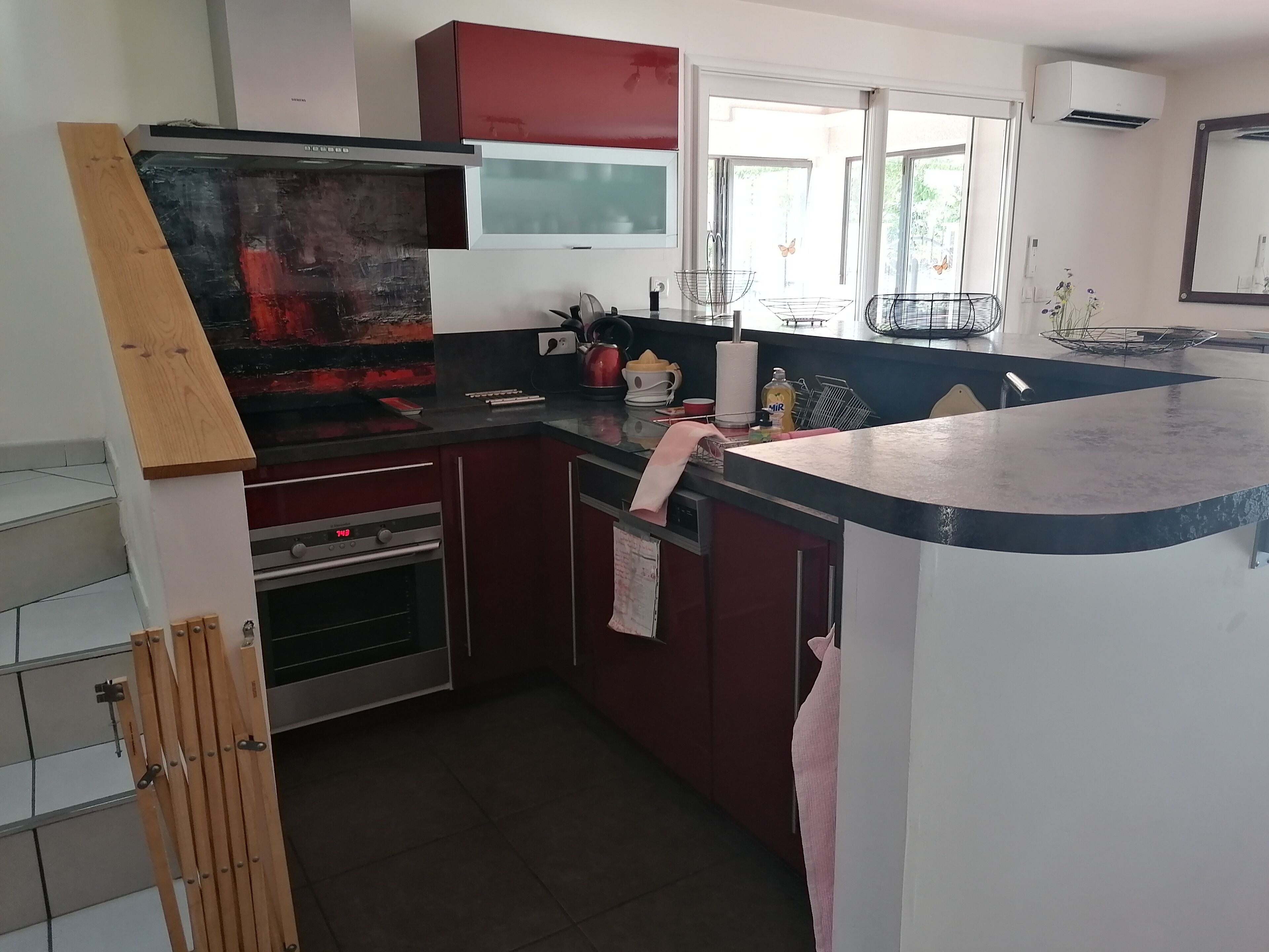 WARM VILLA WITH SWIMMING POOL