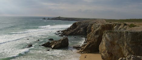 Una playa cerca