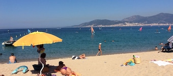 Offre spéciale - Villa très ensoleillé, calme, à 400m plage et commerces