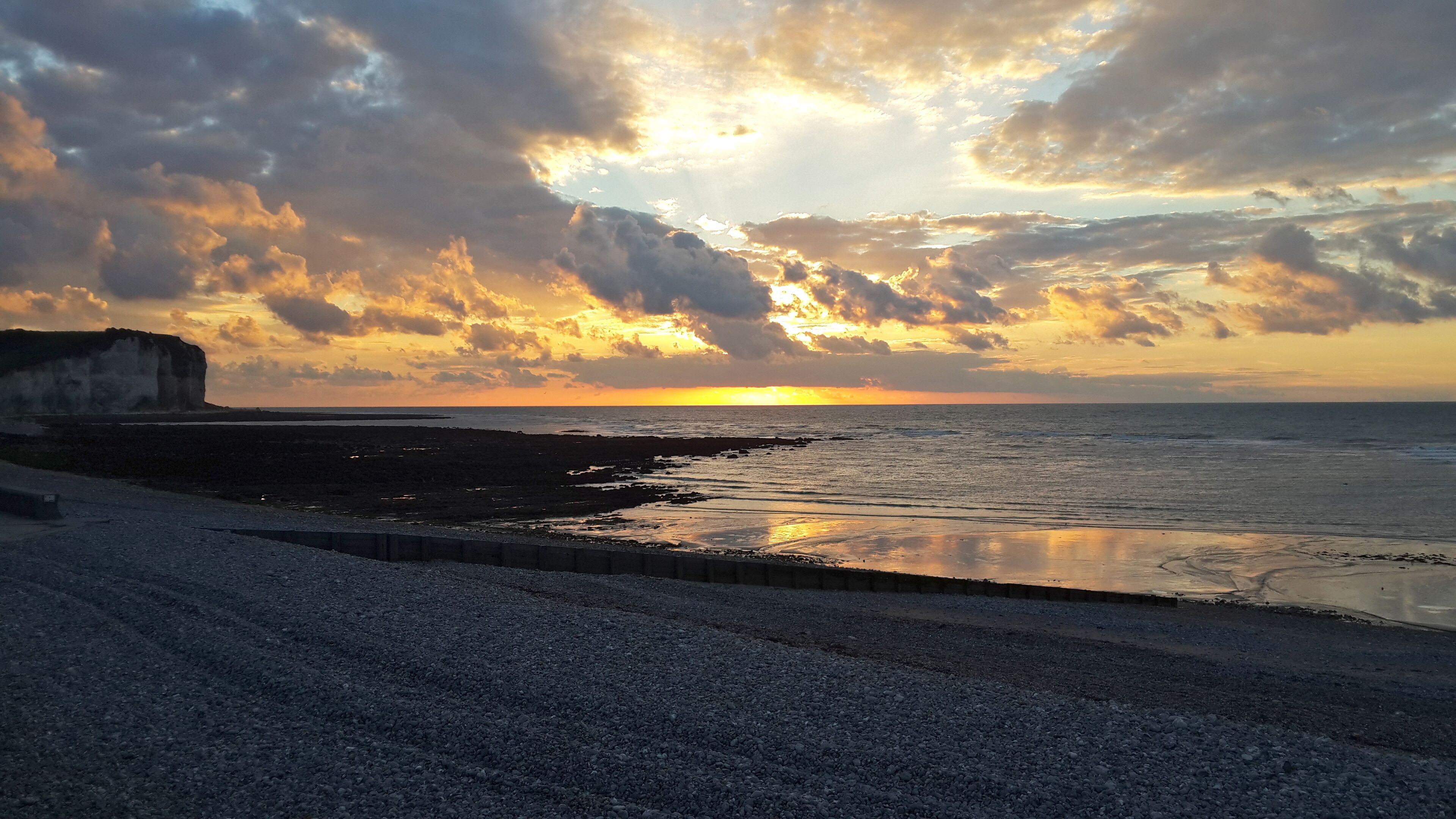 Waterfront, the Petites Dalles, sea view