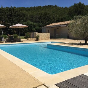 Piscine extérieure