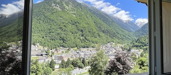 Sur les hauteurs de Cauterets, 2 chambres 5 pers.