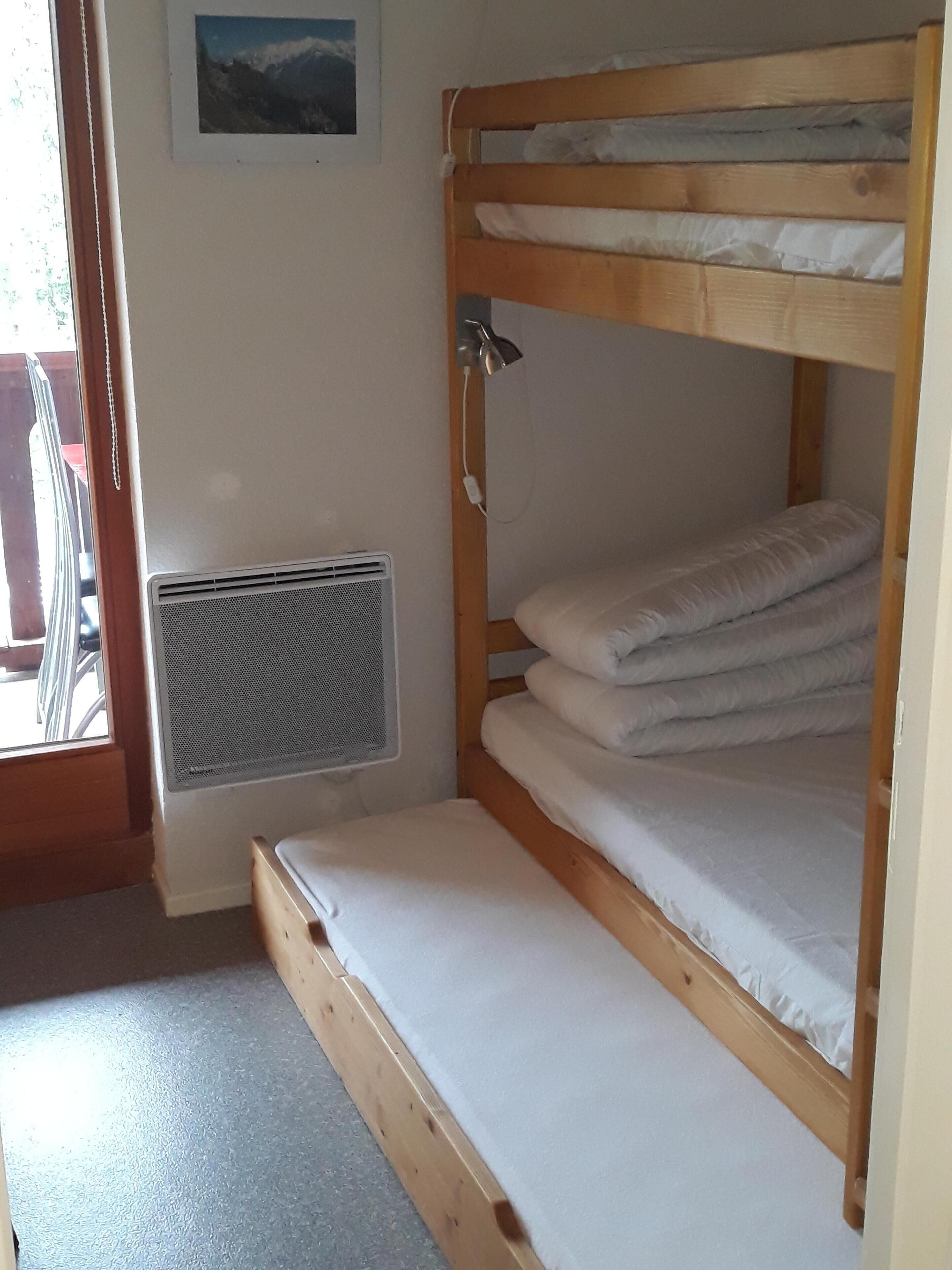 Savoyard cozy studio with 5 sleeping places in Onnion