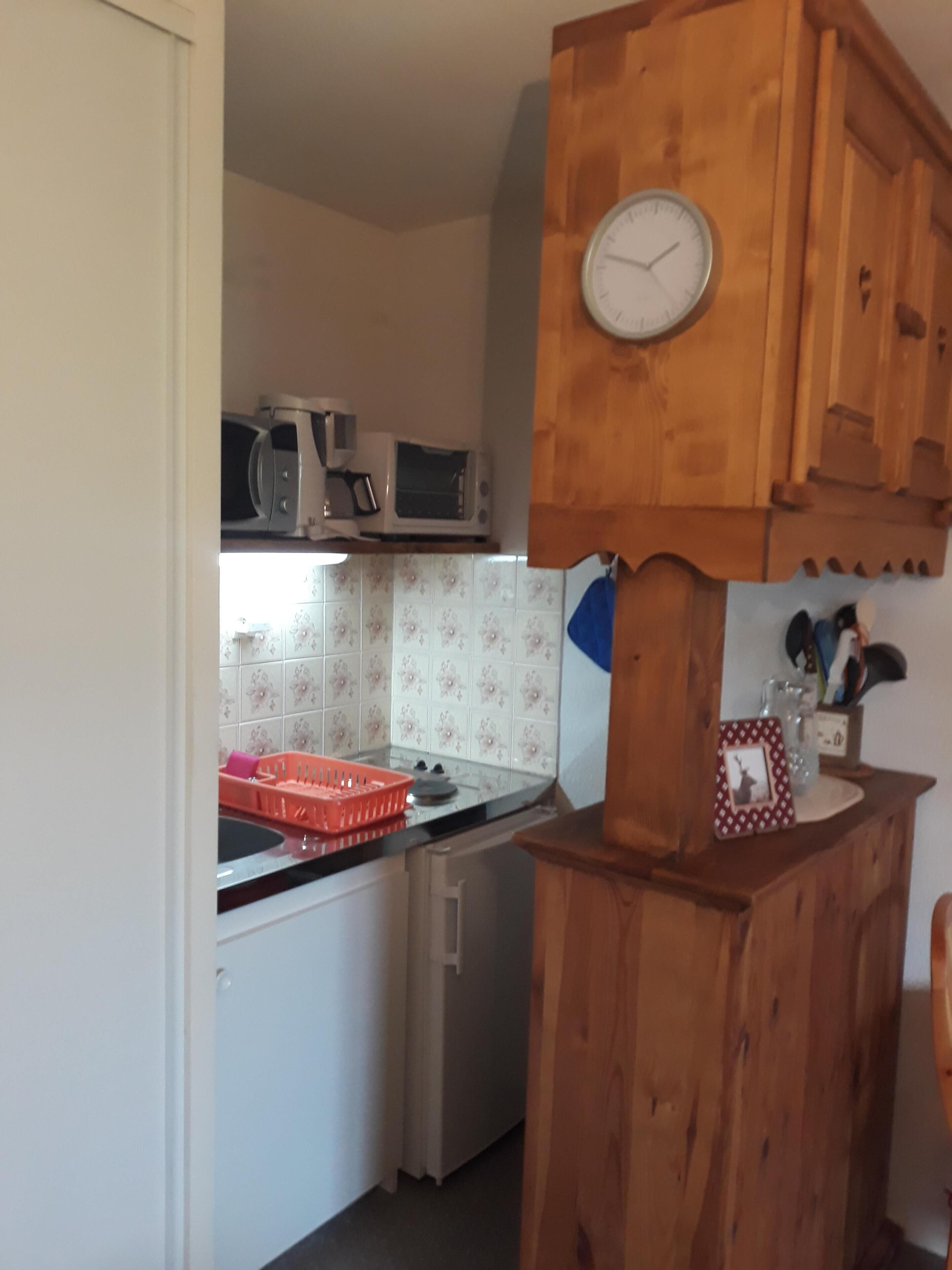 Savoyard cozy studio with 5 sleeping places in Onnion