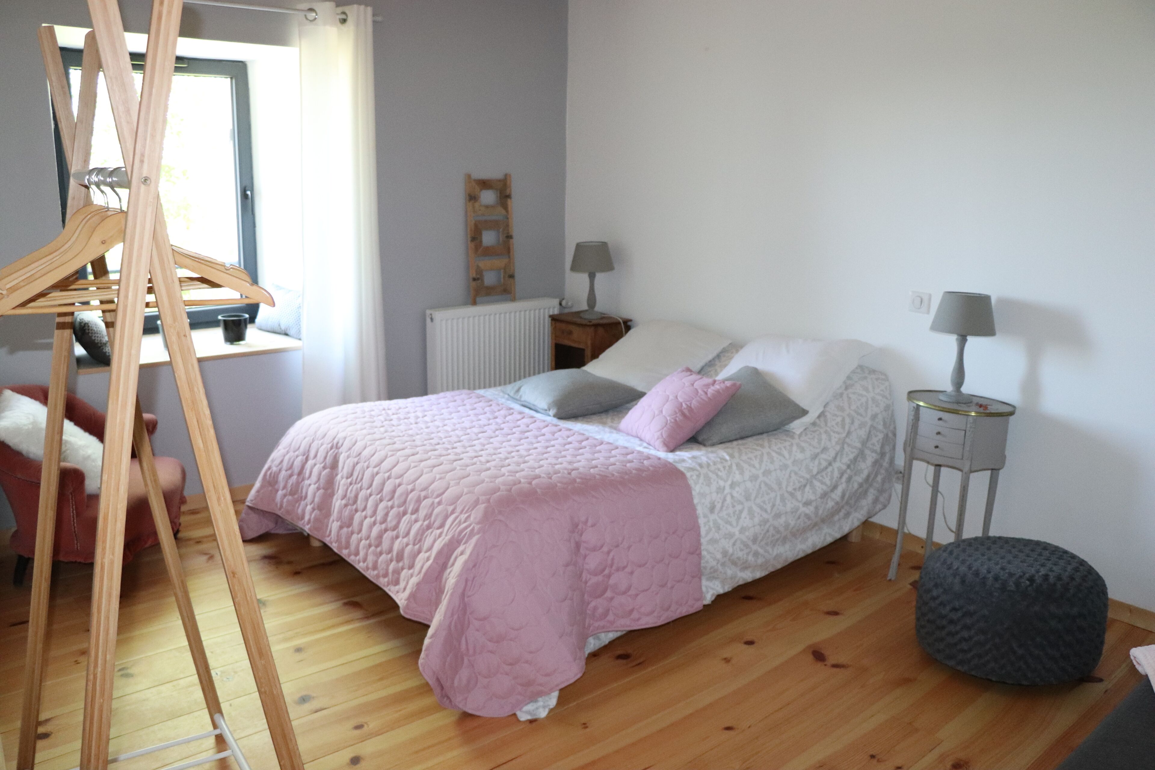 2 chambres, fer et planche à repasser, draps fournis