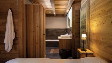 4 Schlafzimmer, Reisekinderbett, WLAN