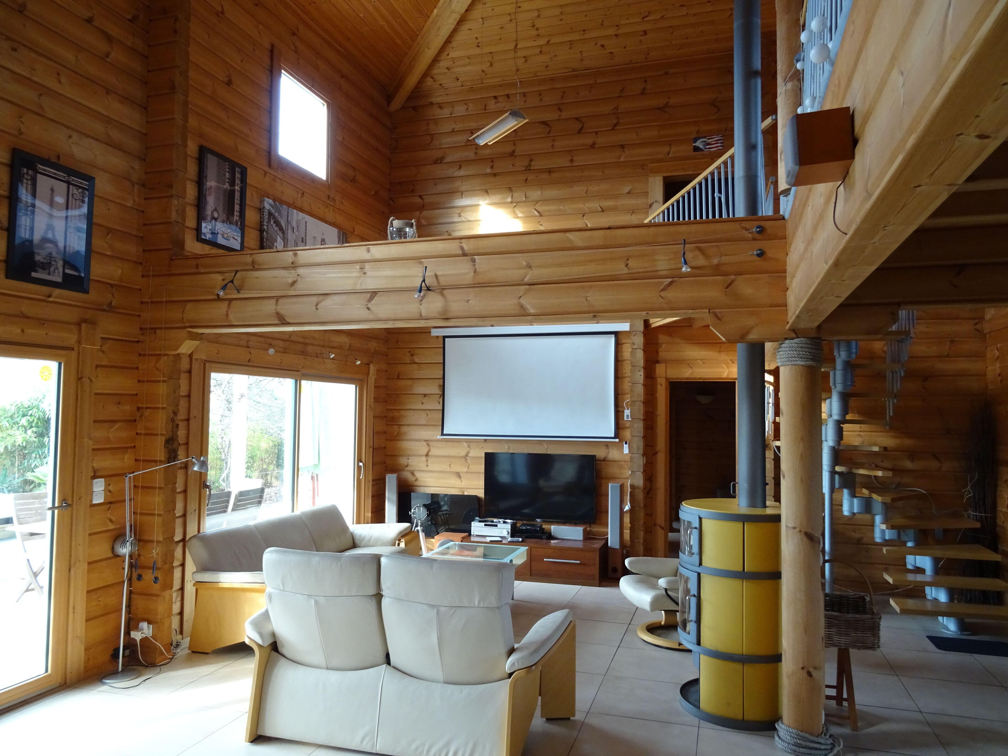 contemporary villa wooden large volume, heated pool, 4km beach, 2 to 10 pers