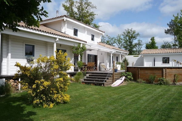 Jardin de 1000m2 dans une résidence privée,calme garanti