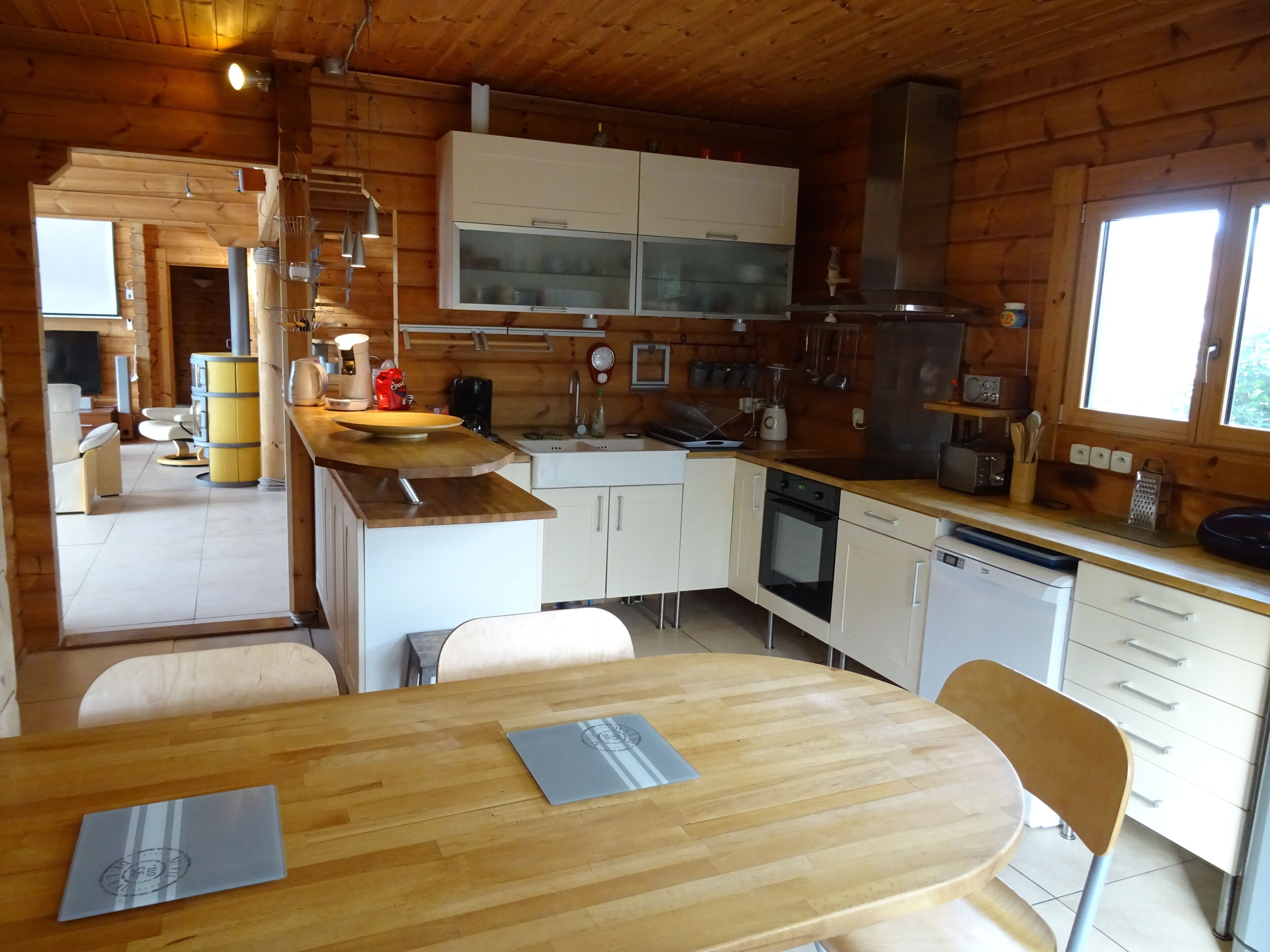 contemporary villa wooden large volume, heated pool, 4km beach, 2 to 10 pers