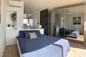 4 bedrooms, iron/ironing board, free WiFi
