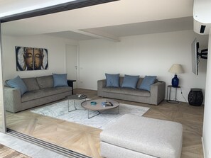 Smart TV, stereo - St Tropez Gulf, luxury villa, very close to the sea with Jaccuzi Ste Maxime (Sainte-Maxime)