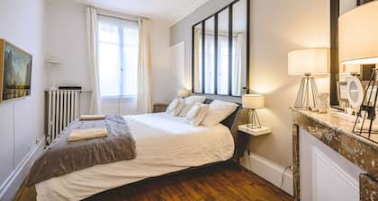 Zen und Chic im Erdgeschoss! 84 m2 Am Fuße der REIMS-KATHEDRALE!