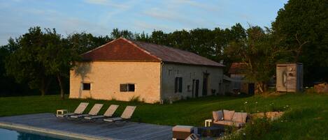 Piscine extérieure, piscine chauffée