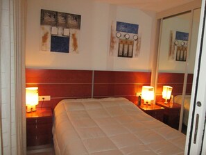 1 chambre, fer et planche à repasser, Wi-Fi