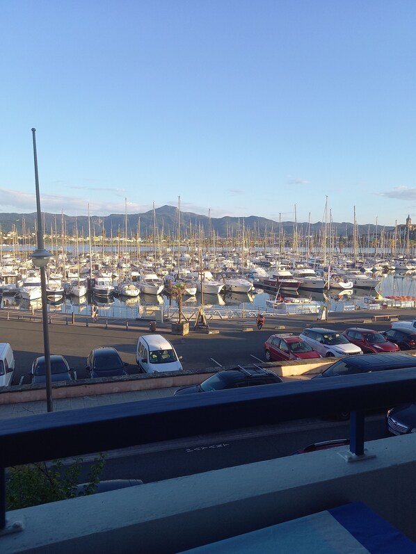 Marina