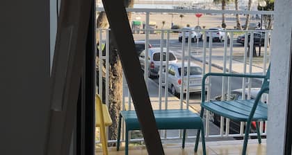 HERVORRAGENDE WOHNUNG MIT BLICK AUF DAS MEER WIEDER IM NEUEN ERSTEN STOCK
