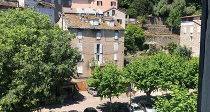 Appartement familial en plein cĆur d'un village typique en haute corse