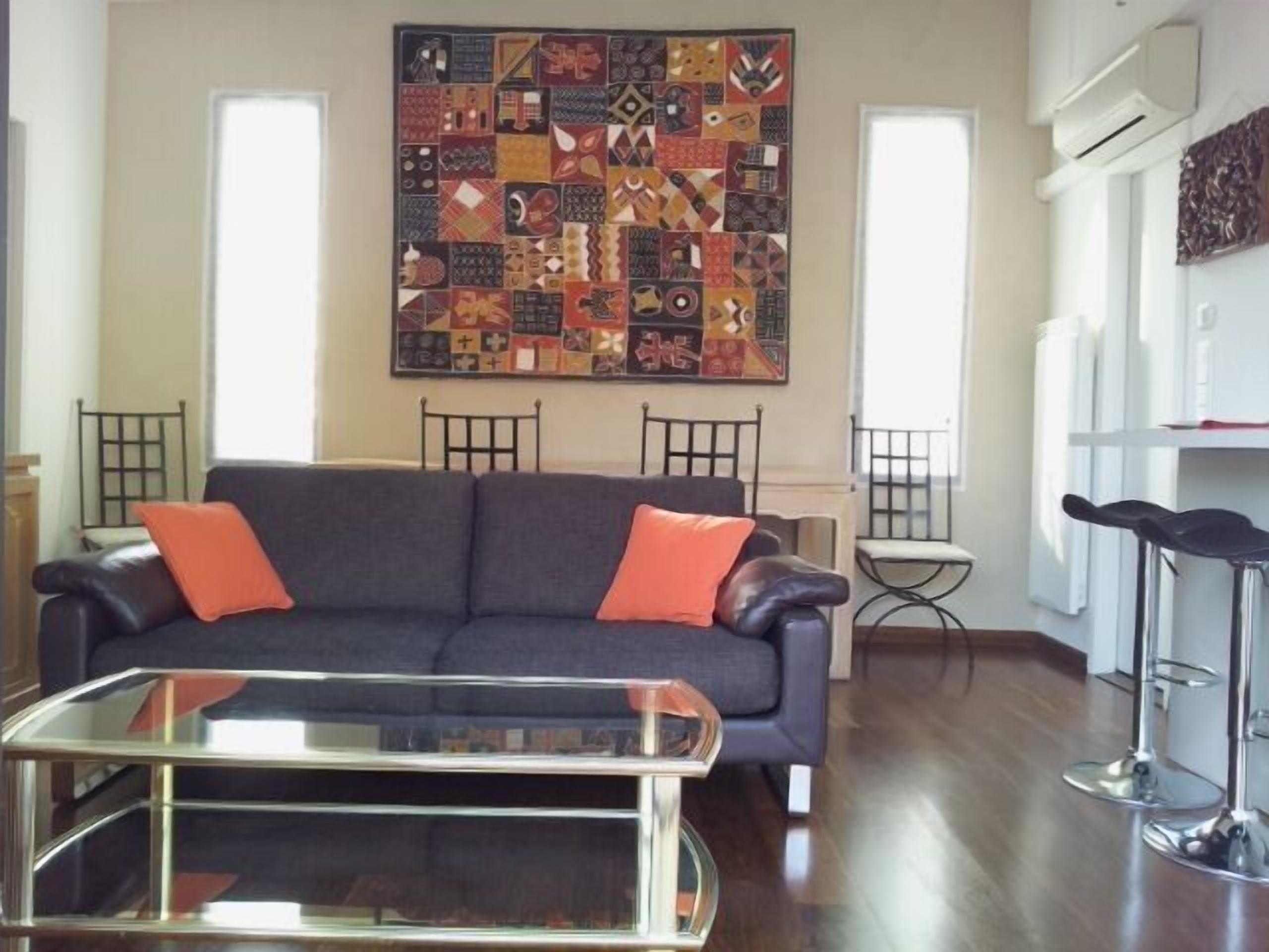 Charming 2-star gîte rated 3 stars with air conditioning in Mandelieu (near Cannes)