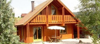 Tranquilo, chalet de madera, la etiqueta 3 Clévacances, cap. Vac., Conn. Wifi gratuito