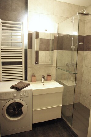 Haartrockner, Handtücher