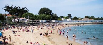 Dorpshuis - Zeezicht - Kalm - Strand - Dichtbij La Flotte