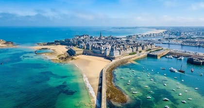 200m from the beach : Cancale - apartment 2/3 pers - terrace and sea view