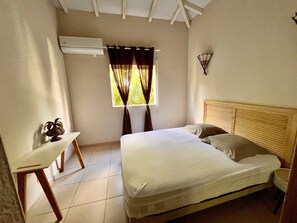 2 bedrooms, desk, iron/ironing board, free WiFi