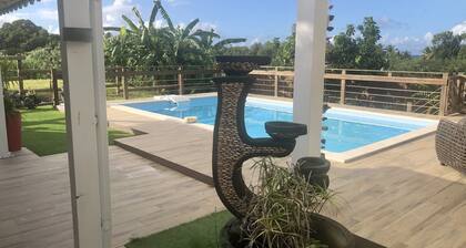 Villa "la Perle Karaib" Swimming pool + SPA DESHAIES