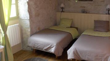 2 多间卧室、熨斗/熨衣板、旅行婴儿床、免费 WiFi